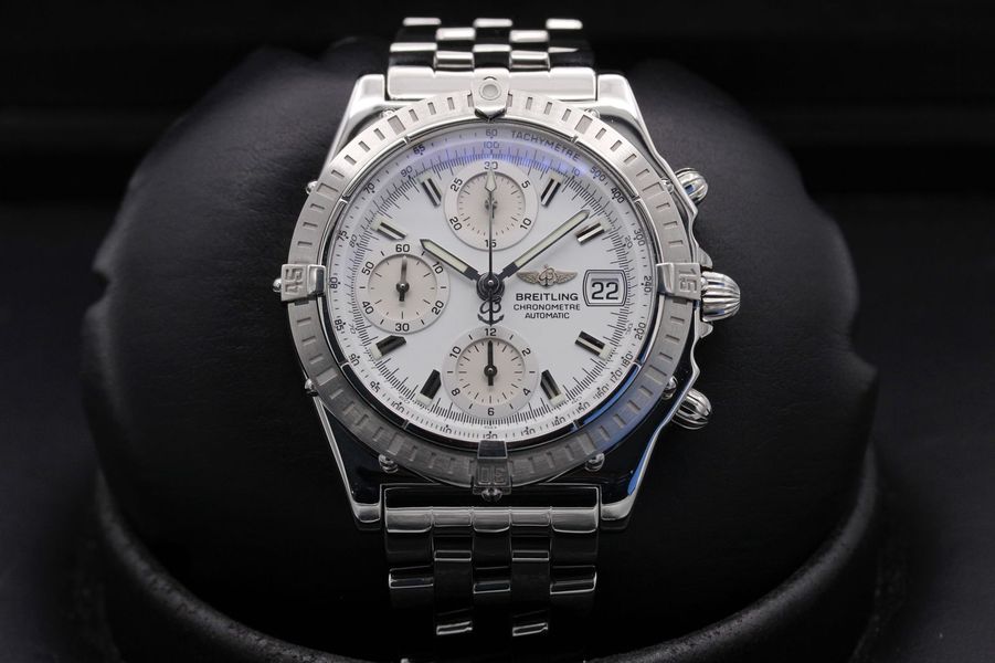 Breitling Chronomat A13352